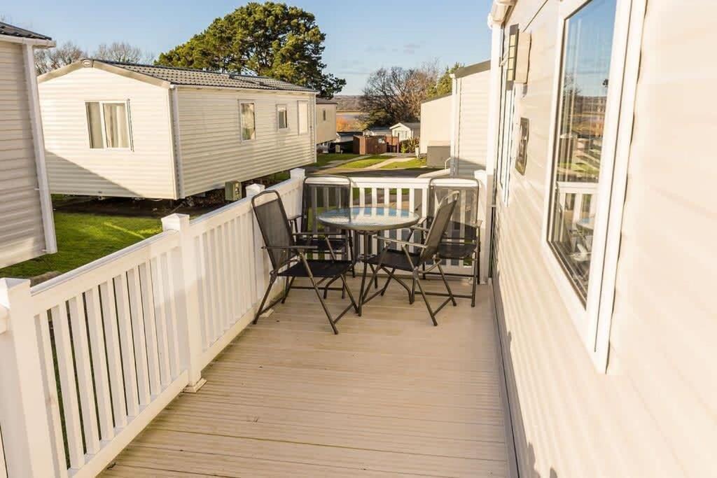 Club Tropicana Poole Exterior foto